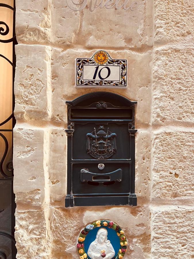 10 La Ruelle Apartment Valletta Exterior photo